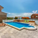 Апартаменты House View *