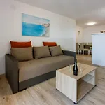 House View Апартаменты *
