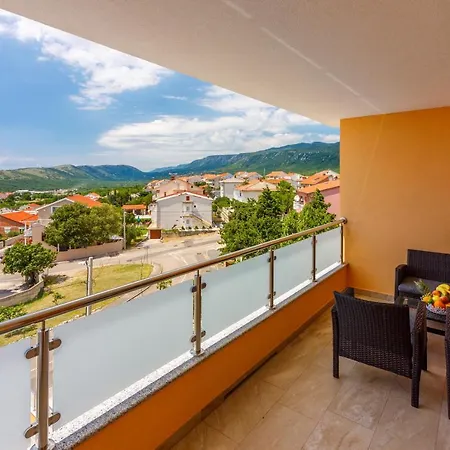 House View *