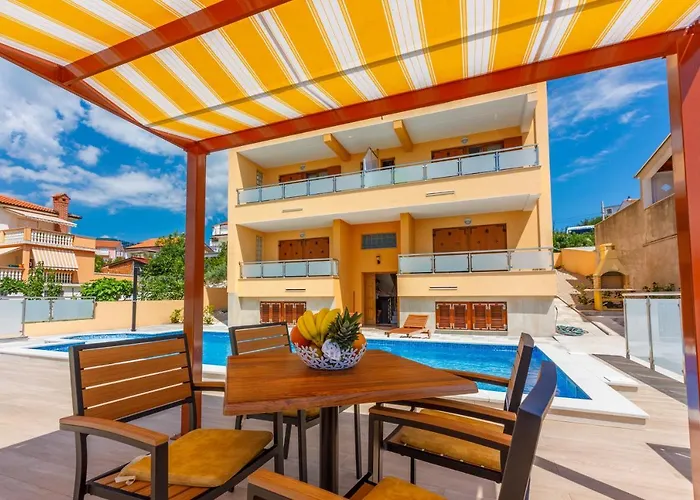 House View *